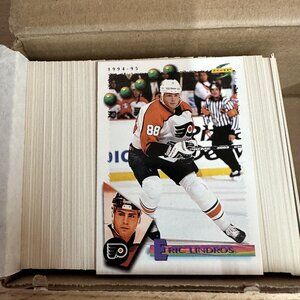 1994-95 Score NHL Hockey Cards Set 1-275